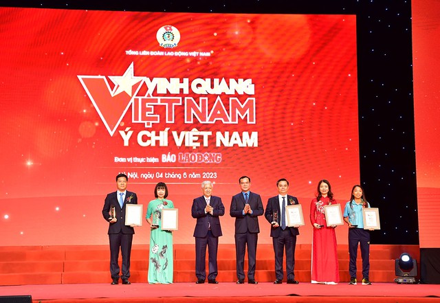 Vietcombank được vinh danh tại Chương trình Vinh quang Việt Nam lần thứ 18 - Ảnh 2.