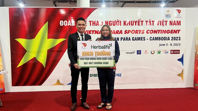 Herbalife thưởng nóng cho vận động viên đạt Huy Chương Vàng tại ASEAN Para Games 2023 - Ảnh 1.
