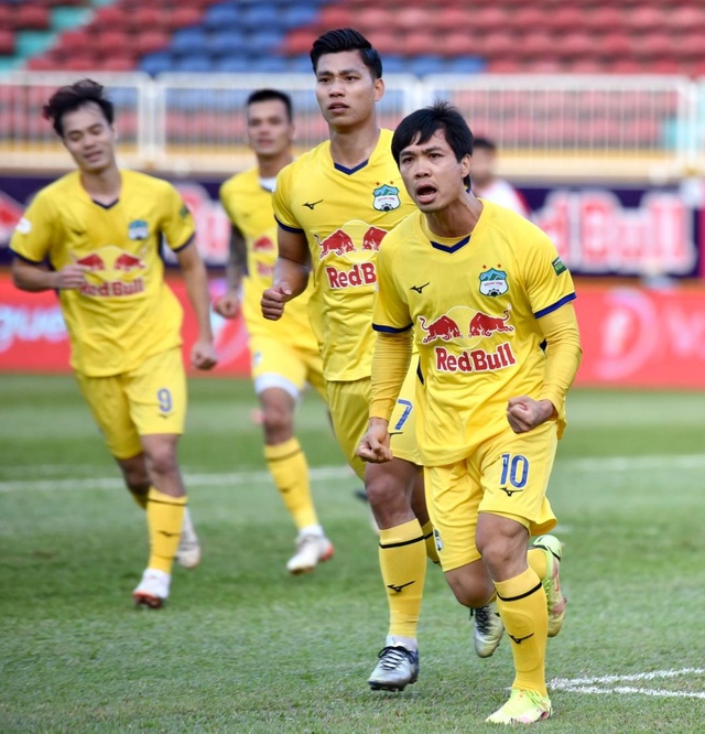 Vé xem đội tuyển Việt Nam đấu đội Hồng Kông và Syria rẻ bất ngờ, Quang Hải đã về nước - Ảnh 3.