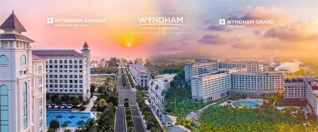 Khách sạn Wyndham Garden Grandworld Phu Quoc và Khách sạn Wyndham Grand Phu Quoc