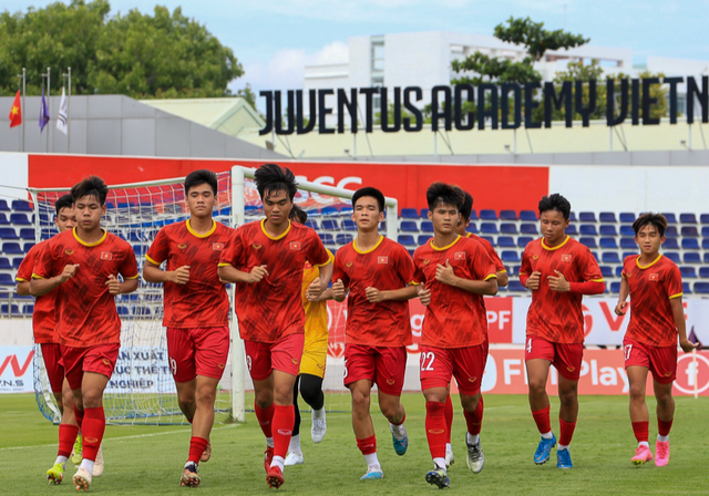 Độ tuyển U.17 Việt Nam sẵn sàng cho VCK U.17 châu Á 2023 - Ảnh 3.