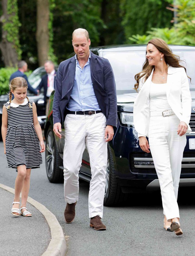 Giày bệt - item làm nên phong cách giản dị của Kate Middleton  - Ảnh 3.