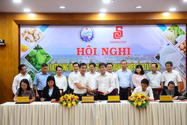 SGC ký kết với các DN tỉnh Tây Ninh