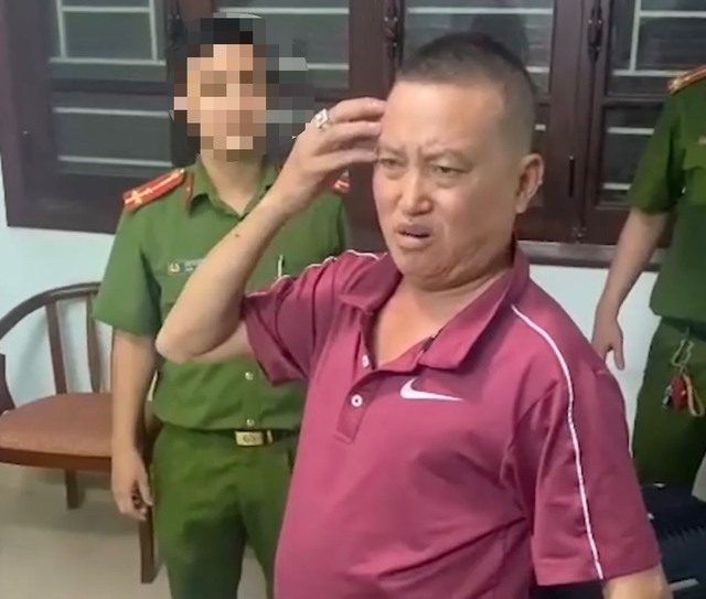 Bình Thuận: Thảo "lụi" và đàn em bị khởi tố bị can tội hủy hoại tài sản - Ảnh 1.