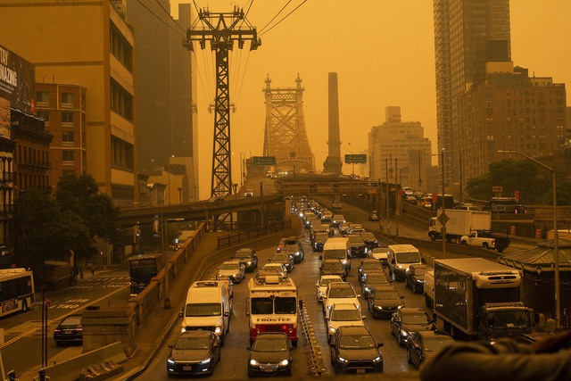 Bầu trời New York đổi màu vàng, ô nhiễm nhất thế giới do cháy rừng Canada - Ảnh 7.