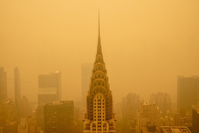 Bầu trời New York đổi màu vàng, ô nhiễm nhất thế giới do cháy rừng Canada - Ảnh 4.