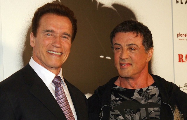 ‘Kẻ hủy diệt’ Arnold Schwarzenegger kể quá khứ ‘không đội trời chung’ với Sylvester Stallone - Ảnh 2.