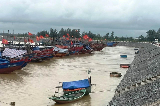 Tin tức thời tiết hôm nay 9.6.2023: Cảnh báo tàu thuyền hoạt động trên vịnh Bắc Bộ - Ảnh 1.