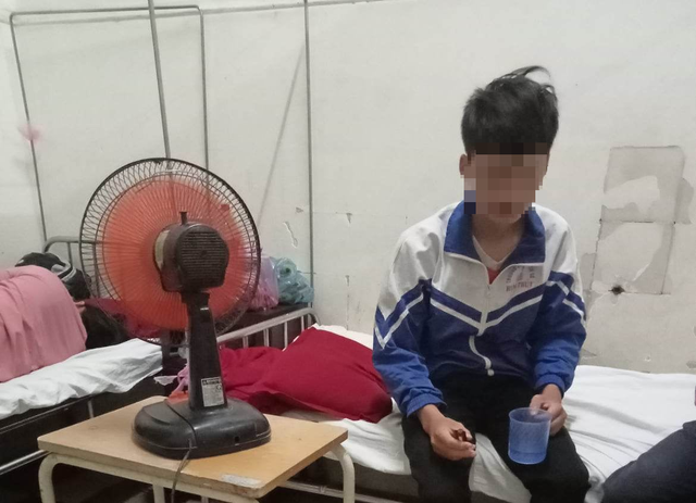 Nam sinh lớp 9 bị đánh ở Quảng Bình: Nạn nhân bị đánh từ năm lớp 7 - Ảnh 1.