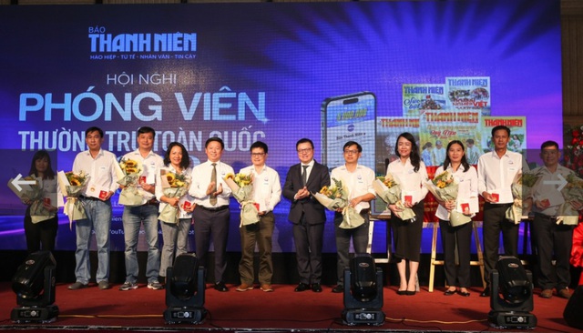 Báo Thanh Niên vinh dự nhận Cờ thi đua của Chính phủ - Ảnh 4.