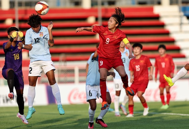 Đội tuyển nữ Việt Nam thăng hạng thế giới trước World Cup, bỏ xa Thái Lan - Ảnh 2.