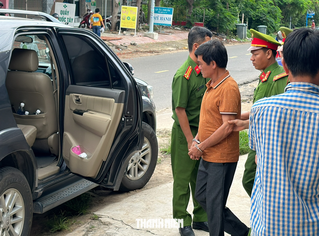 Bình Thuận: Bắt giam  cựu chủ tịch UBND và kế toán trưởng xã Tiến Thành - Ảnh 1.