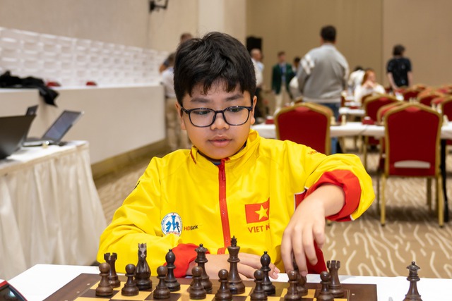Việt Nam có 3 nhà vô địch cờ vua trẻ thế giới năm 2023 tại Georgia - Ảnh 2.