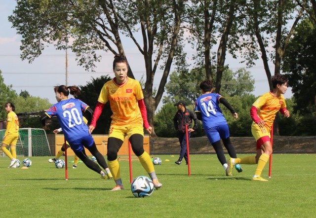 Tiền vệ Hải Linh: 'Đội tuyển nữ Việt Nam muốn giành 1 điểm ở World Cup 2023' - Ảnh 3.