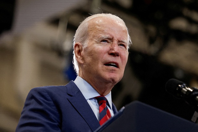 Tổng thống Biden bị cản việc xóa nợ vay sinh viên - Ảnh 1.