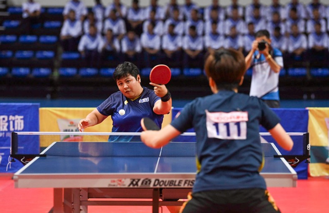 Anh Tú thắng nhà vô địch SEA Games, Mỹ Trang lại đăng quang giải bóng bàn quốc gia - Ảnh 1.
