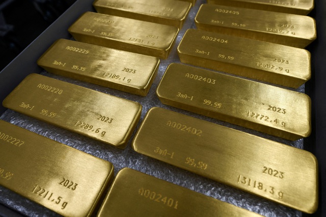 Các ngân hàng trung ương đưa dự trữ vàng về nước sau lệnh cấm vận Nga - Ảnh 1.
