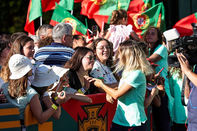 Đội tuyển nữ Bồ Đào Nha nhận hàng loạt lời khích lệ cho World Cup nữ 2023 - Ảnh 7.