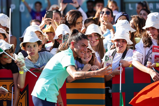 Đội tuyển nữ Bồ Đào Nha nhận hàng loạt lời khích lệ cho World Cup nữ 2023 - Ảnh 4.