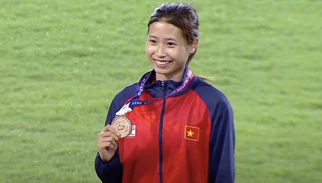 Việt Nam có huy chương đầu tiên ở giải vô địch điền kinh châu Á 2023 - Ảnh 2.