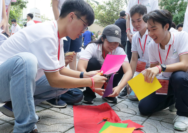 Trại hè giúp người trẻ yêu non sông, đất nước và con người Việt Nam nhiều hơn - Ảnh 8.