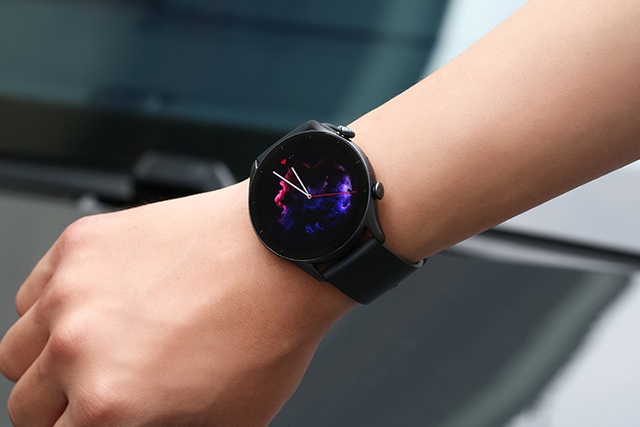 Những mẫu smartwatch tầm trung nổi bật đáng mua hiện tại - Ảnh 3.