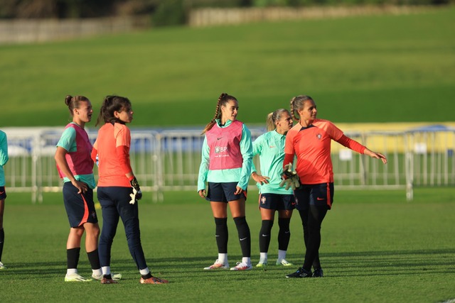 Đội tuyển nữ Bồ Đào Nha than mệt vì chênh lệch múi giờ tại New Zealand - Ảnh 7.