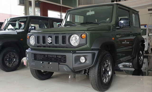 Suzuki sẽ tăng sản lượng Jimny, khách Việt phải chờ đến bao giờ? - Ảnh 2. Suzuki sẽ tăng sản lượng Jimny, khách Việt phải chờ đến bao giờ? - Ảnh 2.