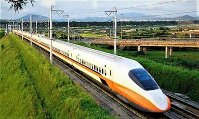 Tập đoàn hàng đầu của Đức muốn cung cấp đầu máy, toa xe đường sắt cao tốc - Ảnh 1. Tập đoàn hàng đầu của Đức muốn cung cấp đầu máy, toa xe đường sắt cao tốc - Ảnh 1.