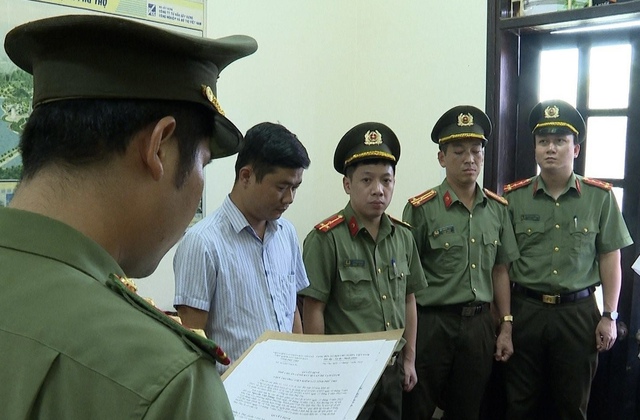 Hàng loạt quan chức tại Phú Thọ bị khởi tố vì ‘biến’ đất rừng thành đất ở - Ảnh 3.