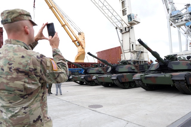Tướng Mỹ chỉ ra loại vũ khí lý tưởng nhất cho Ukraine lúc này - Ảnh 2.