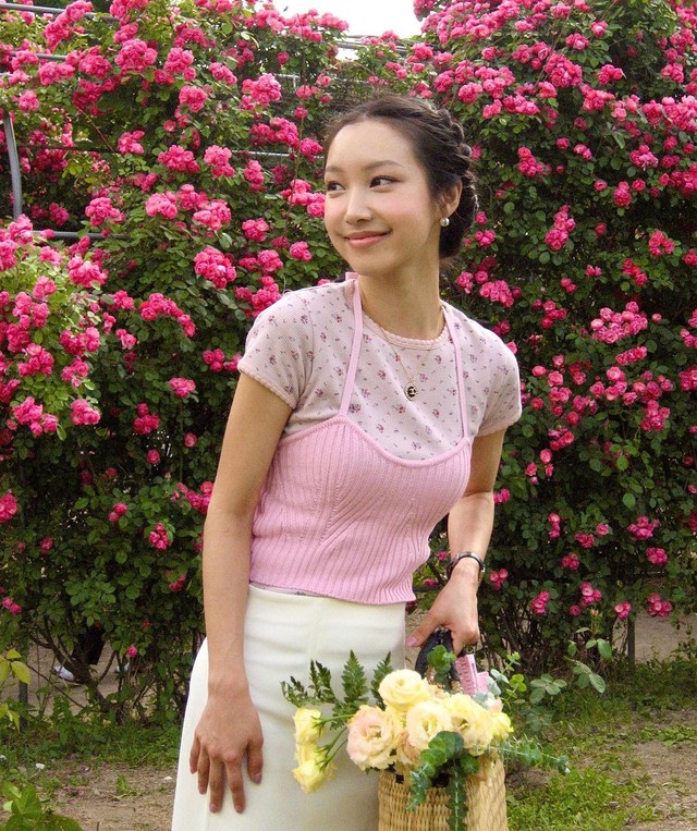 Học cách diện trang phục mùa hè tràn ngập sự dễ thương từ ulzzang xứ Hàn Jinju  - Ảnh 4.