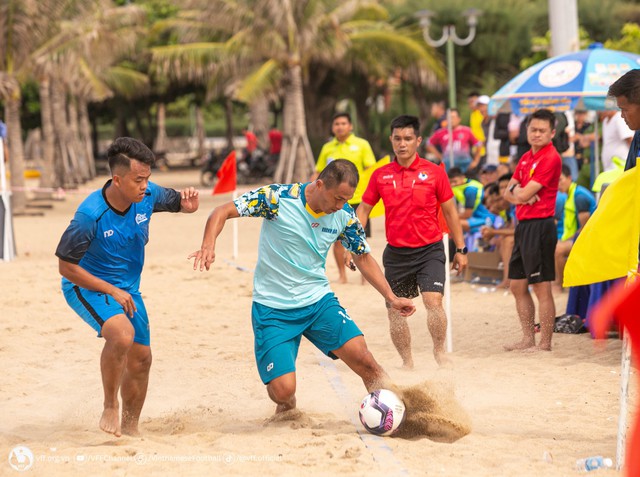 Hai Trường Nha Trang đăng quang ngôi vô địch giải bóng đá bãi biển quốc gia 2023 - Ảnh 1.