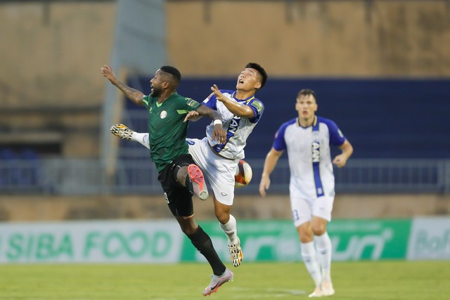 V-League 2023, SLNA 2-0 CLB TP.HCM: Đội khách chìm xuống đáy bảng - Ảnh 5.