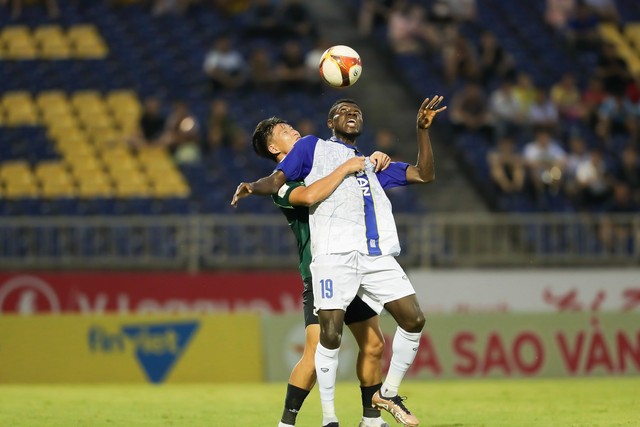 V-League 2023, SLNA 2-0 CLB TP.HCM: Đội khách chìm xuống đáy bảng - Ảnh 8.