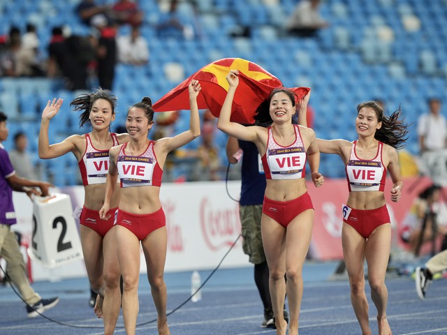 Việt Nam xuất sắc đoạt HCV 4x400 m nữ giải điền kinh vô địch châu Á 2023 - Ảnh 1.