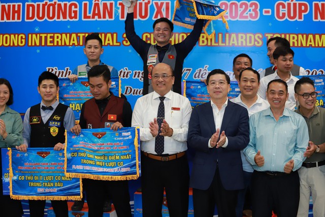 Thạc sĩ Bao Phương Vinh đăng quang giải billiards quốc tế Bình Dương 2023 - Ảnh 3.