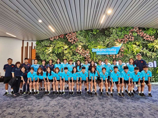 Đội nữ U.19 Việt Nam về nước, hướng đến VCK U.20 châu Á 2024 - Ảnh 1.