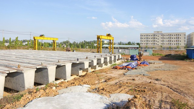 Đà Nẵng: Nhiều lo ngại quanh dự án làm đường tăng vốn thêm 2.500 tỉ đồng  - Ảnh 1.