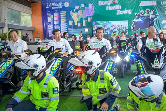 Ứng phó nạn kẹt xe, Bangkok đưa vào hoạt động đội xe mô tô cứu thương - Ảnh 1.