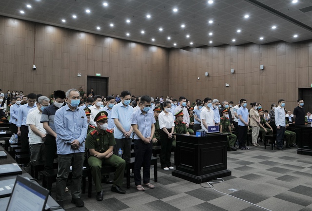 Cựu Cục trưởng Cục Lãnh sự: ‘Coi công dân khó khăn, bị mắc kẹt như người thân’ - Ảnh 2.