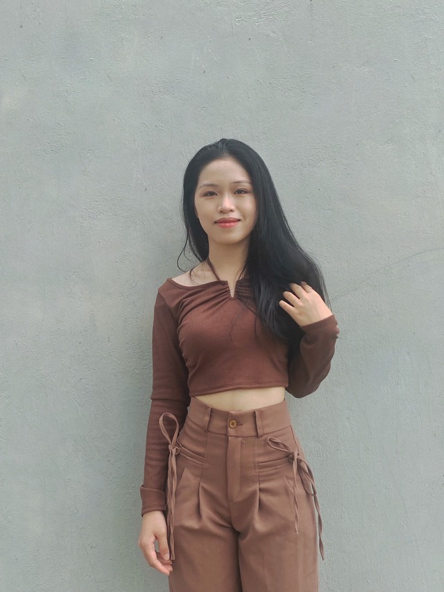 Gặp nữ sinh duy nhất trên cả nước đạt điểm 10 môn văn trong kỳ thi - Ảnh 2. Gặp nữ sinh duy nhất trên cả nước đạt điểm 10 môn văn trong kỳ thi - Ảnh 2.