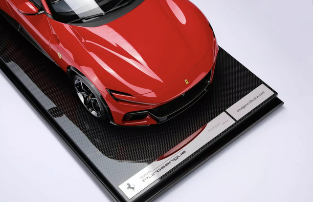 Siêu xe Ferrari Purosangue mô hình sản xuất giới hạn, giá gần 480 triệu đồng - Ảnh 2.