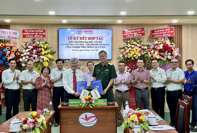 ĐH Tây Đô và Viettel Cần Thơ hợp tác triển khai trường học thông minh - Ảnh 1.