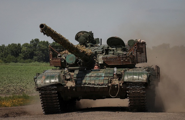 Vị tướng hàng đầu Mỹ đánh giá cuộc phản công của Ukraine, Nga tuyên bố rắn - Ảnh 1.