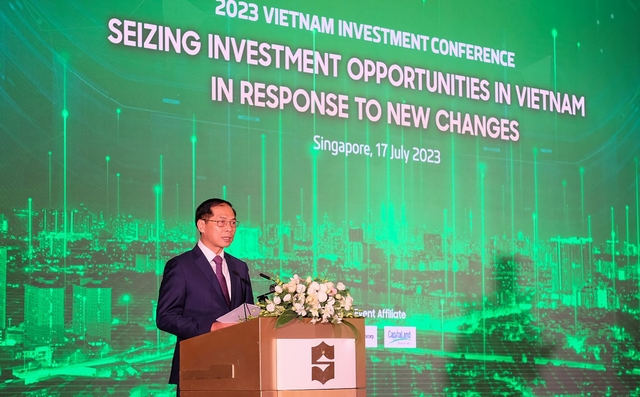 Vietcombank tổ chức hội thảo tại Singapore về nắm bắt cơ hội đầu tư ở Việt Nam - Ảnh 1.