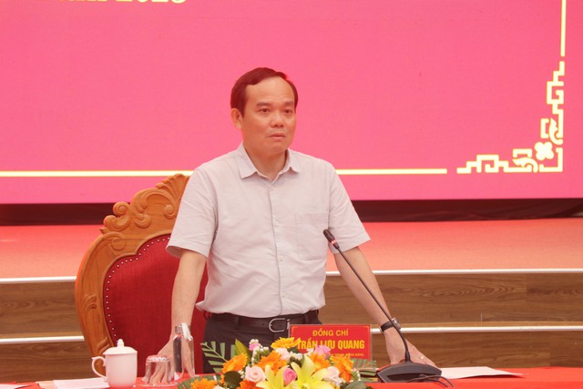 Phó thủ tướng Trần Lưu Quang chủ trì hội nghị về chương trình mục tiêu quốc gia - Ảnh 2.
