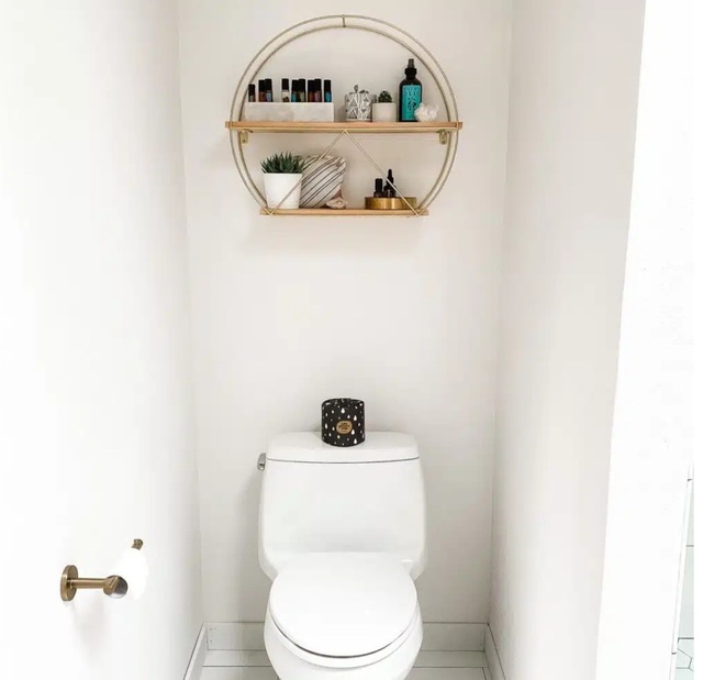 Bí kíp biến không gian phòng tắm nhỏ trở nên hấp dẫn hơn mà không tốn kém - Ảnh 4.