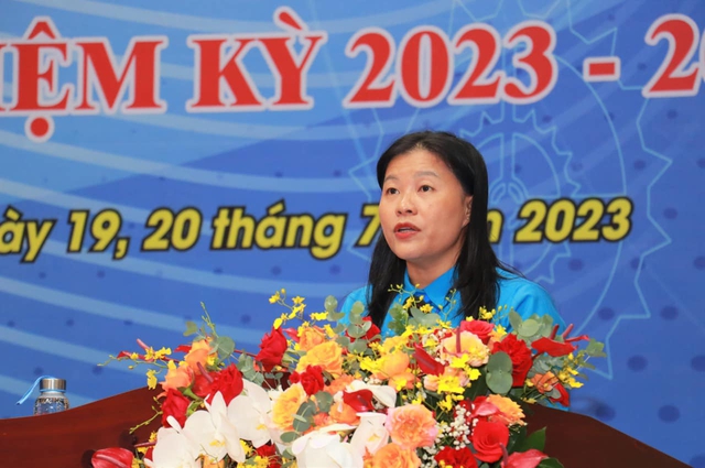 TP.HCM: Bà Võ Minh Thanh Tùng tái đắc cử Chủ tịch Liên đoàn Lao động TP.Thủ Đức - Ảnh 1.
