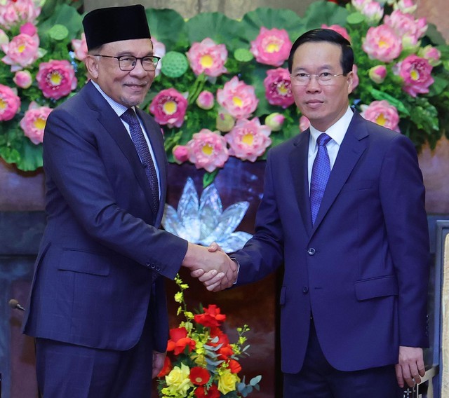 Thủ tướng Malaysia muốn phổ biến tập thơ của Bác Hồ - Ảnh 1.